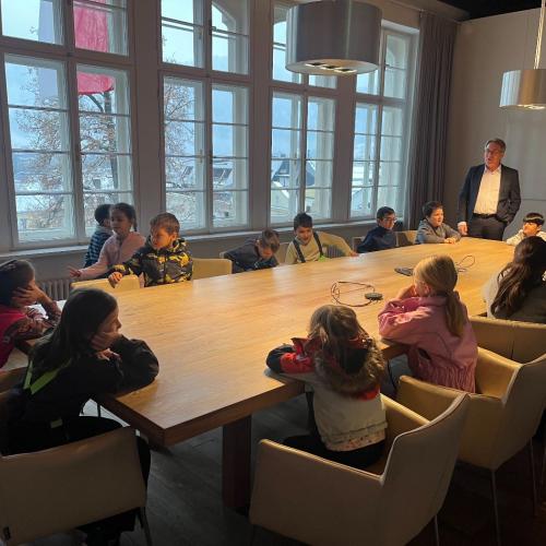 2025-11-25_besuch-1c-bürgermeister3